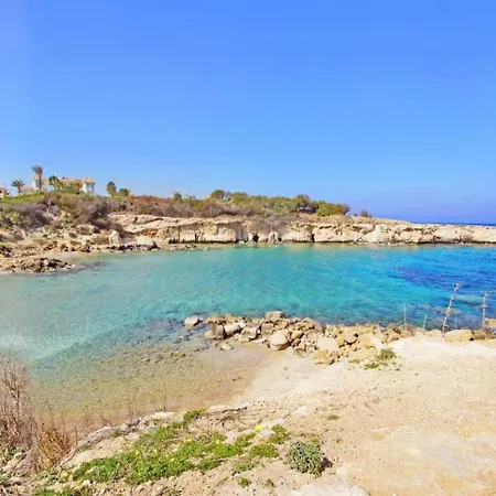Villa Kpana1 *
